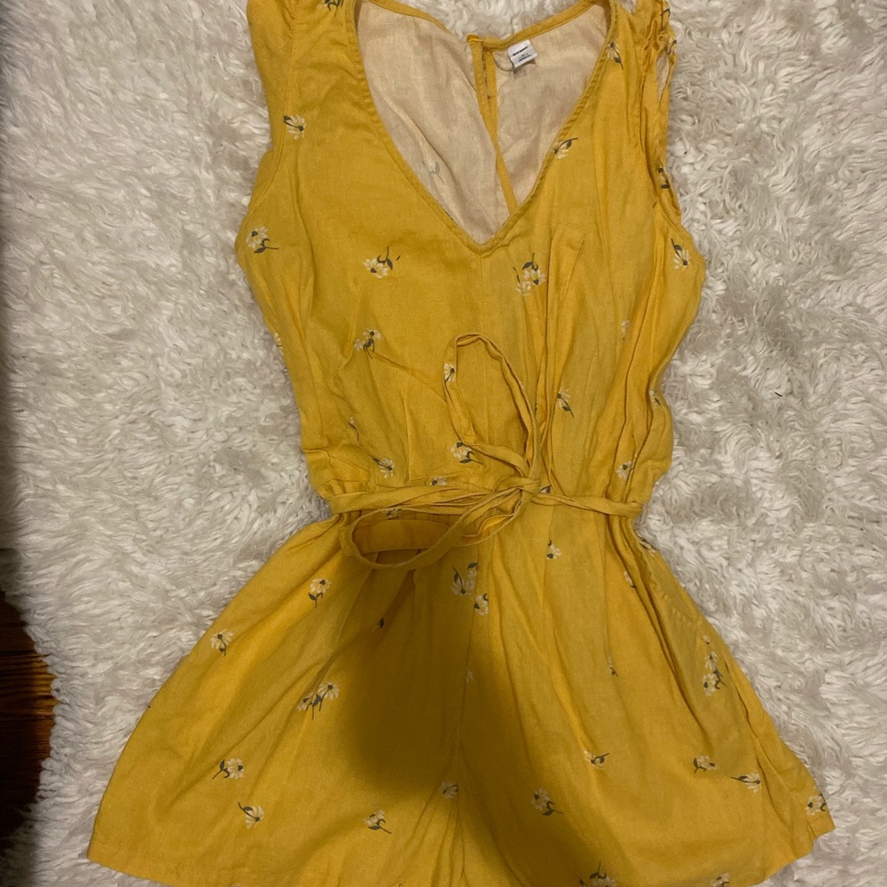 Old Navy Flower romper